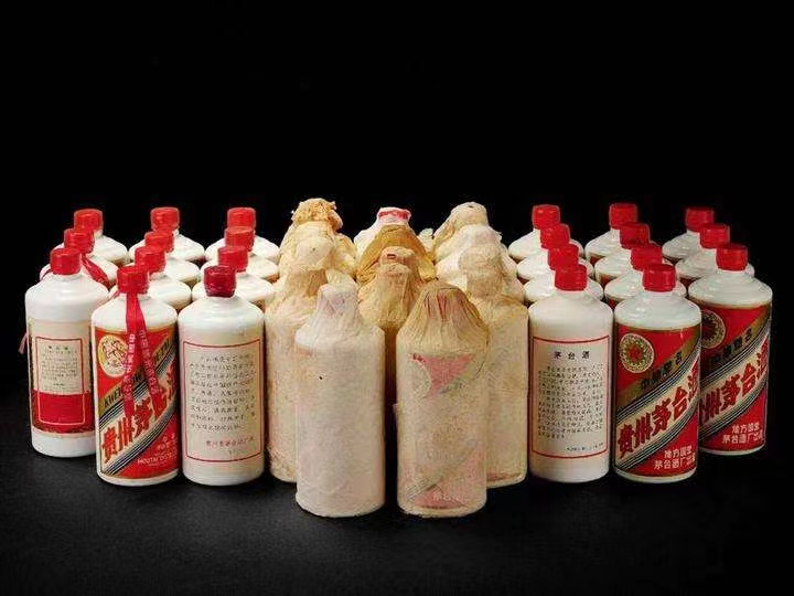 单县老酒回收上门哪里回收(附近上门回收茅台酒）?